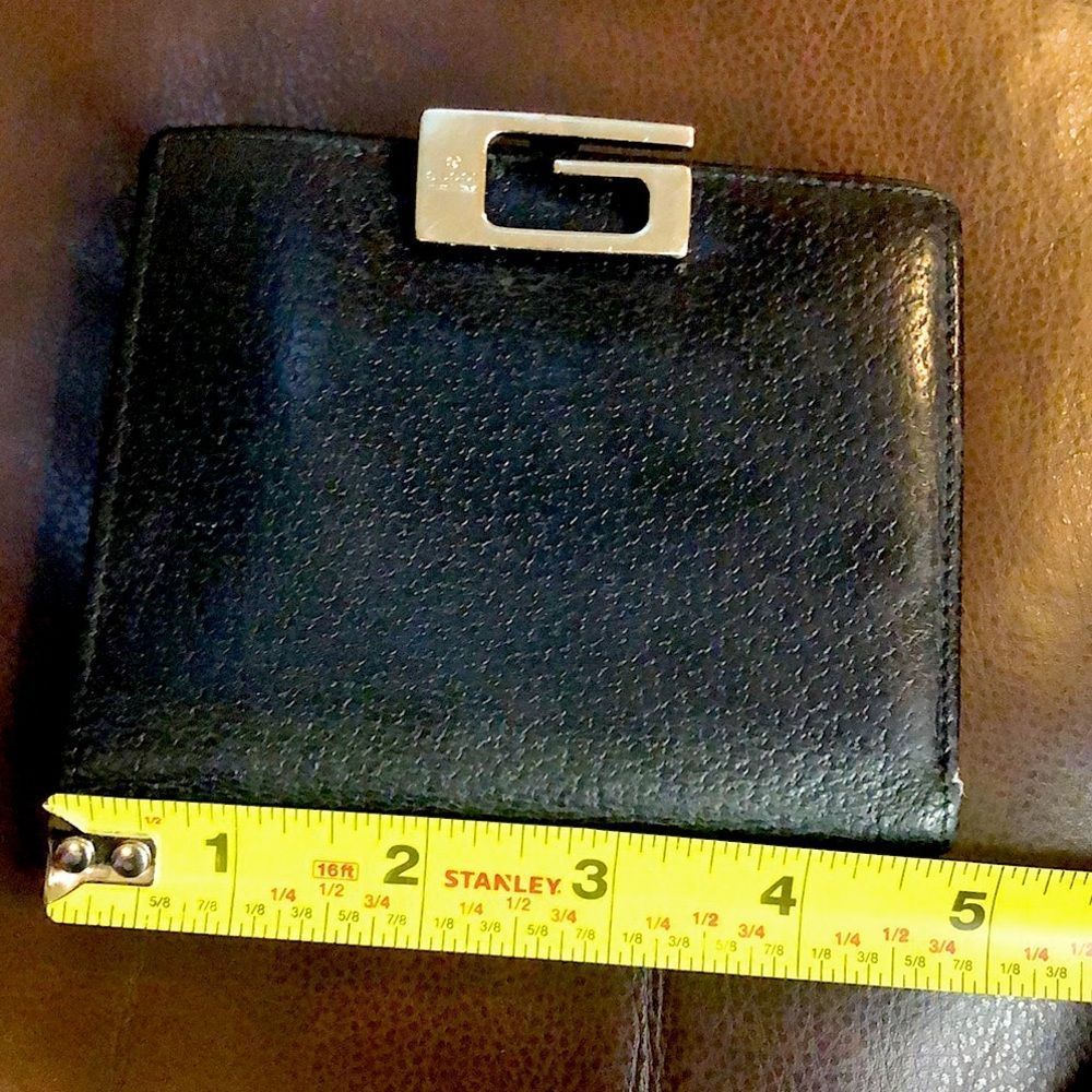 GUCCI Black Leather Trifold Wallet with Silver G Money Clasp AUTHENTIC - Picture 9 of 17
